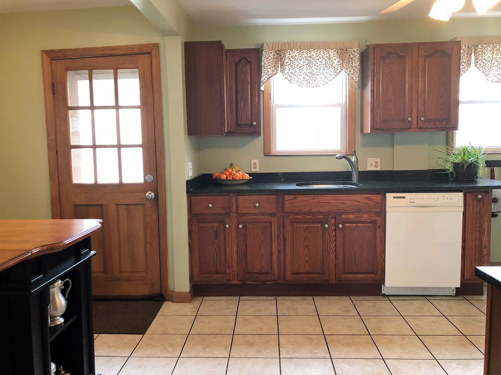 18 Sumner Road Weymouth, MA 02189 - Photo 17 of 30 Gallery Image 17