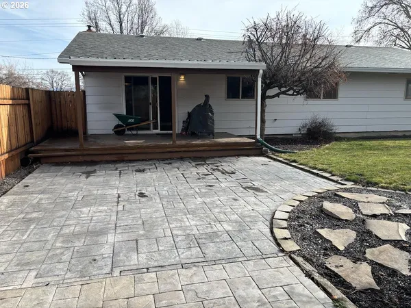 $395,000 | 404 2nd Street, La Grande, OR 97850