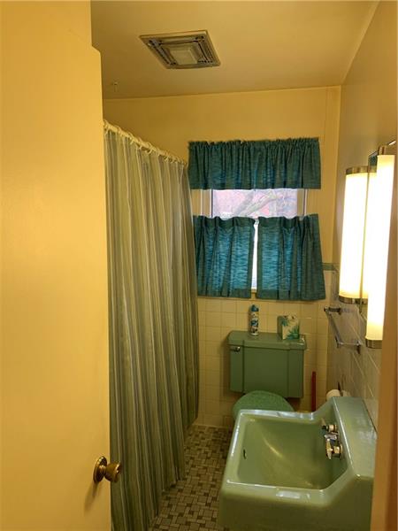 449 Main Street Prospect, PA 16052 - Photo 8 of 10 Gallery Image 8