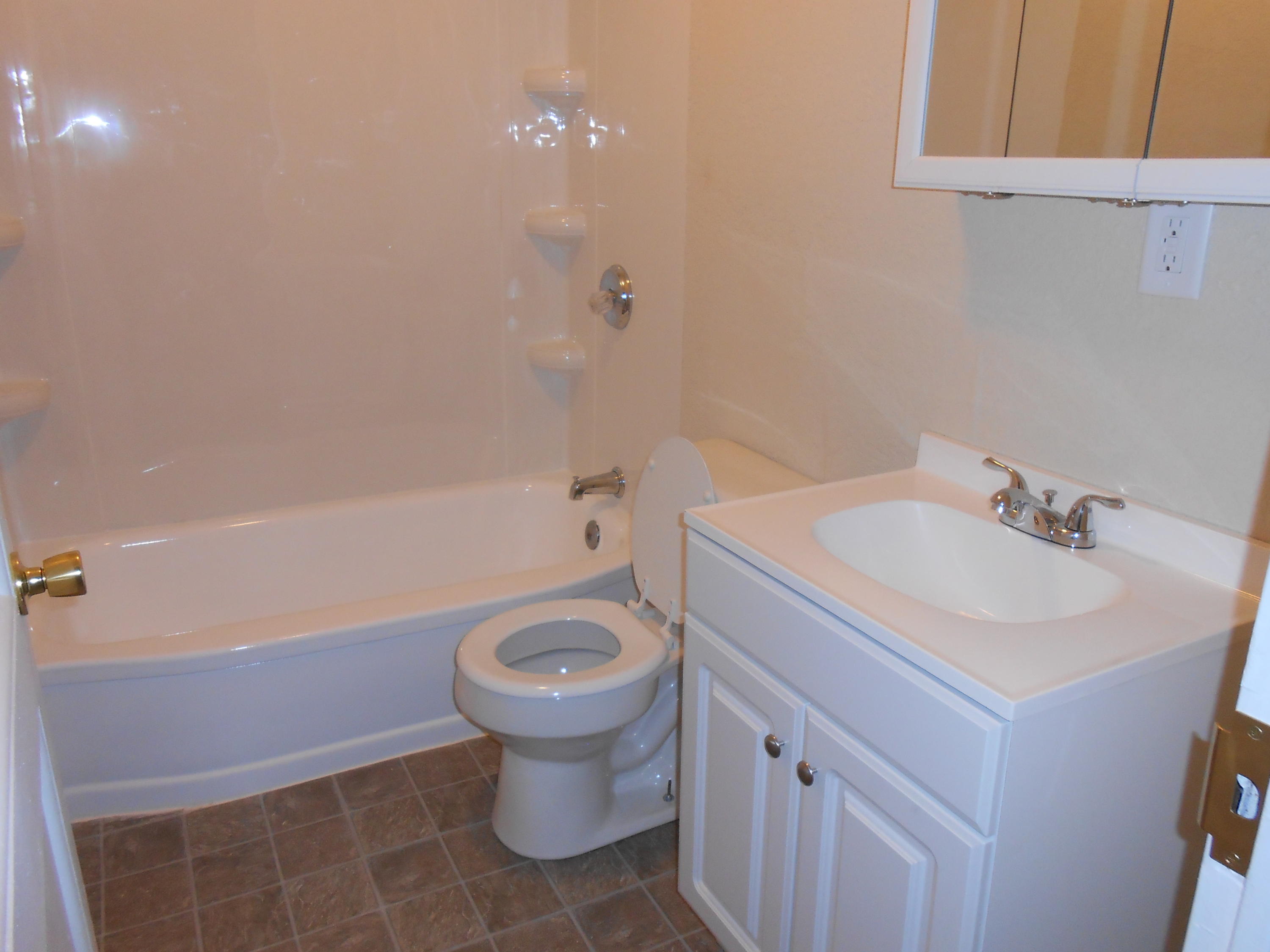 110 North Moore Road Chattanooga, TN 37411 - Photo 14 of 37 011