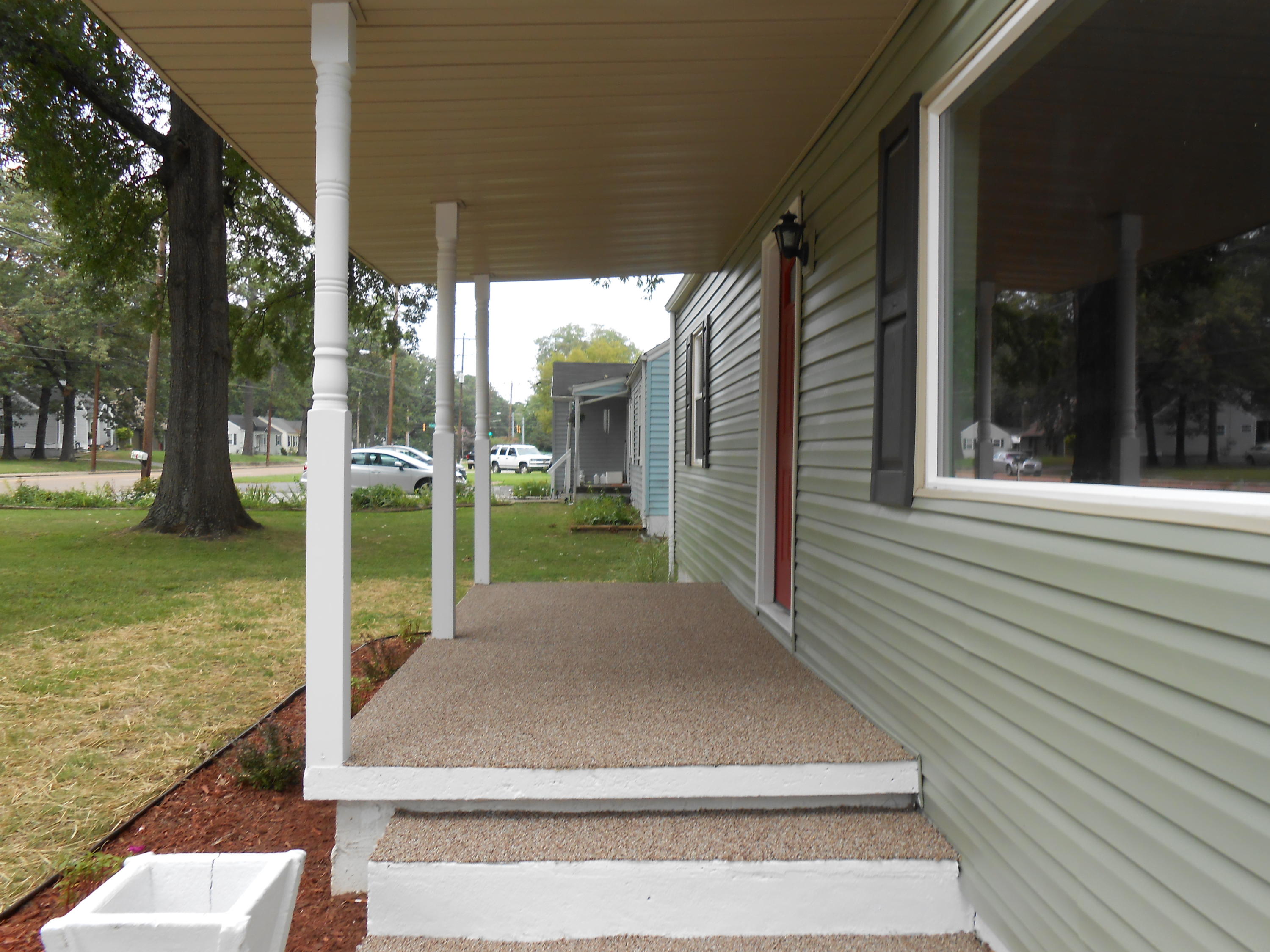 110 North Moore Road Chattanooga, TN 37411 - Photo 5 of 37 052
