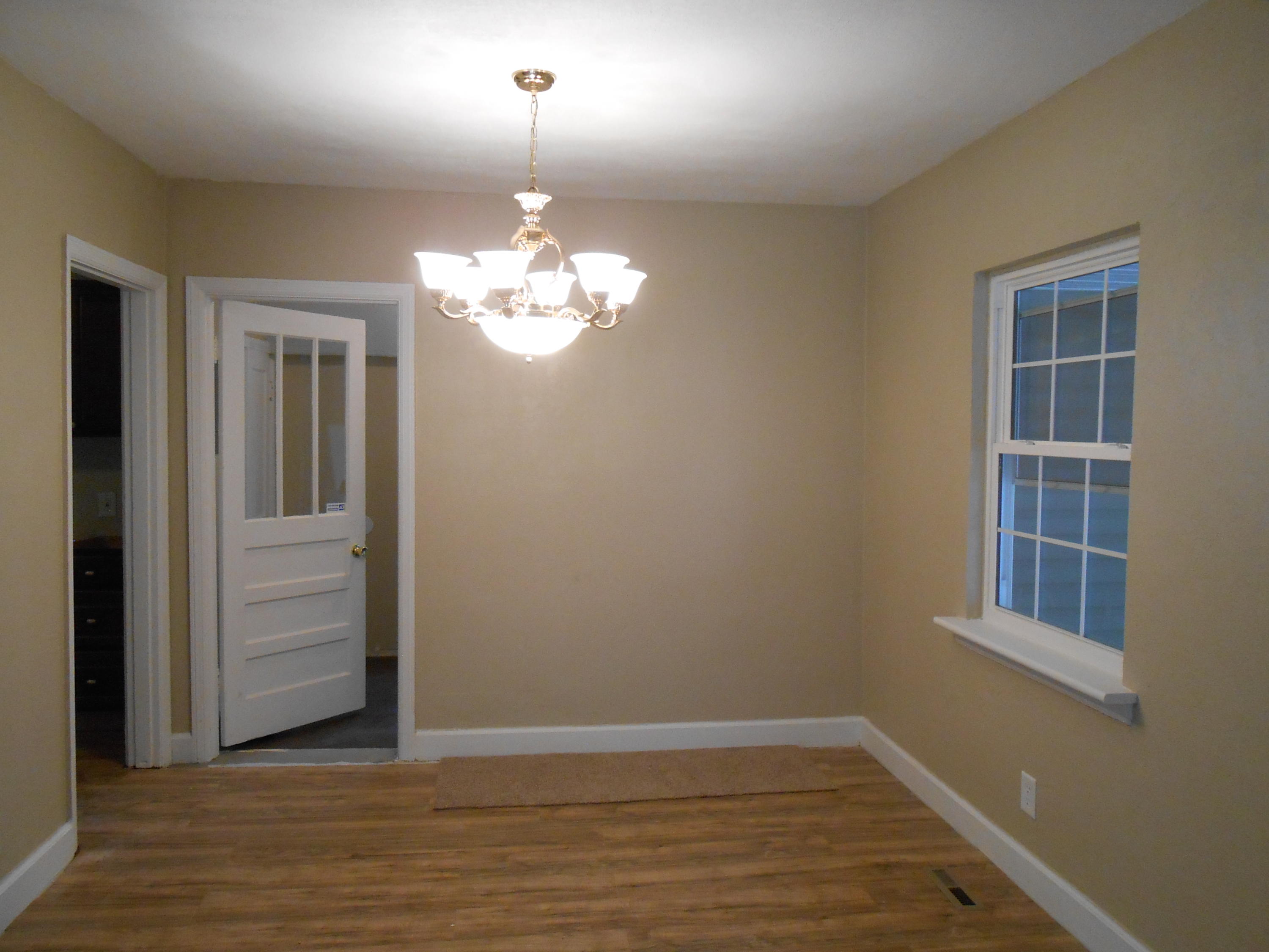 110 North Moore Road Chattanooga, TN 37411 - Photo 10 of 37 020
