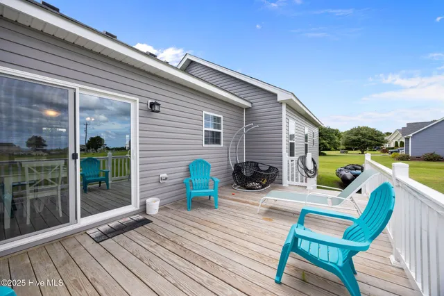 $489,000 | 102 Gull Rock View, Coinjock, NC 27923