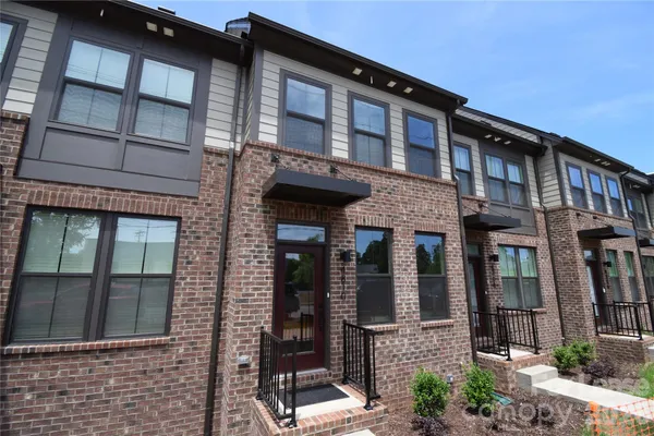 $3,000 | 4810 Chastain Avenue, Charlotte, NC 28217