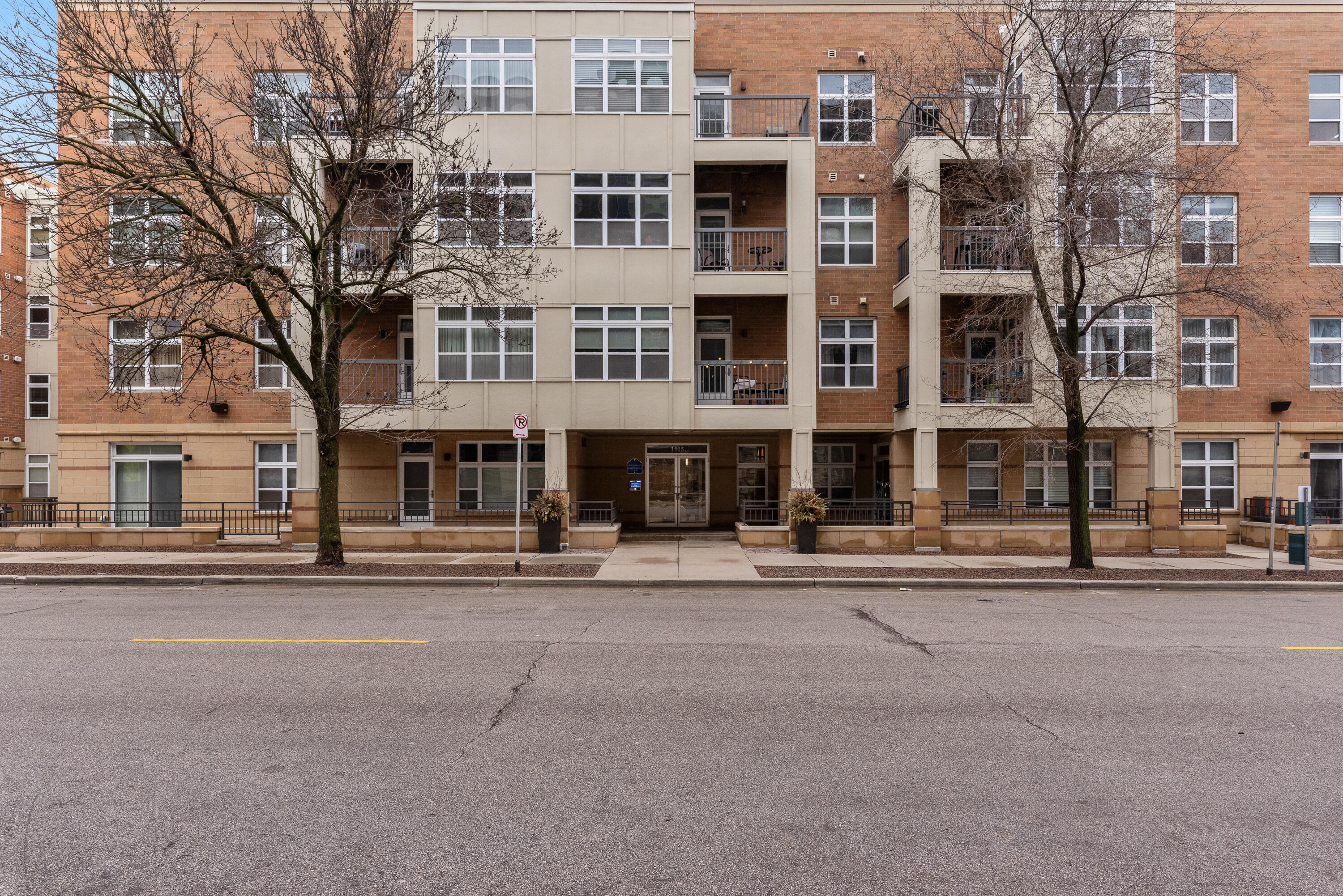 1915 North Water Street, Unit 101 Milwaukee, WI 53202 - Photo 25 of 25 Welcome Home!