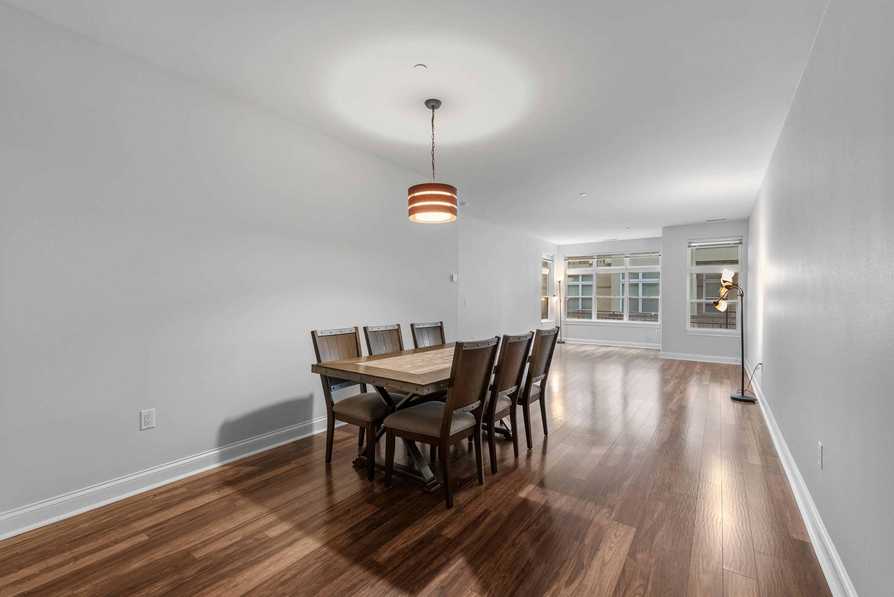 1915 North Water Street, Unit 101 Milwaukee, WI 53202 - Photo 6 of 25 Dining Area