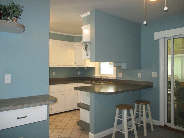 222 Souza Road Tiverton, RI 02878 - Photo 4 of 22 Gallery Image 4