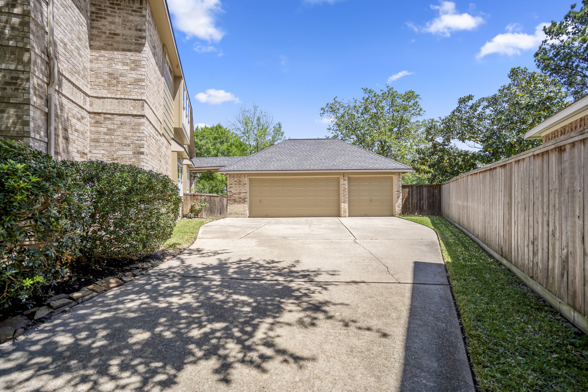 1322 Cardigan Bay Circle Spring, TX 77379 - Photo 4 of 50 A highly desirable feature is the 3-car garage and expansive backyard with no backyard neighbors; including large storage shed. All appliances included!! Updated HVAC system, ROOF & brick fence.