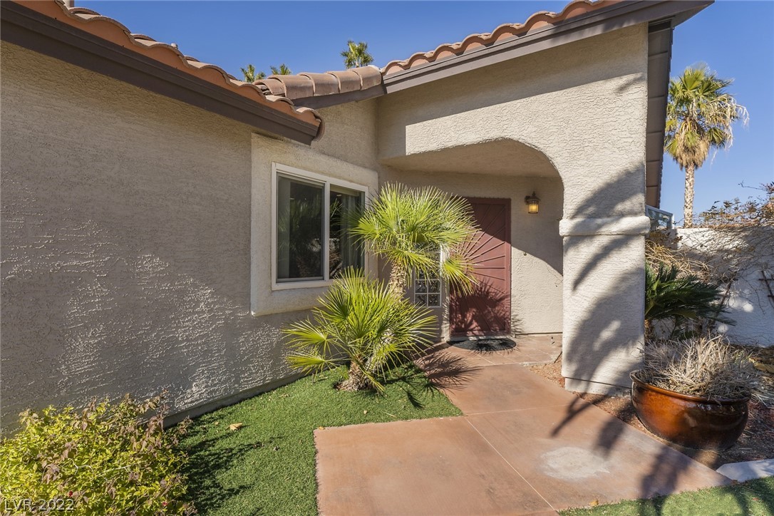 110 Rancho Maderas Way Henderson, NV 89002 - Photo 3 of 40 Gallery Image 3