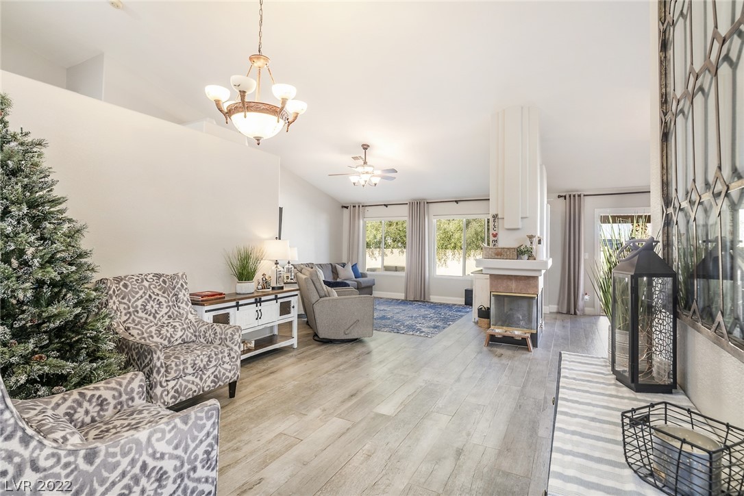 110 Rancho Maderas Way Henderson, NV 89002 - Photo 5 of 40 Gallery Image 5