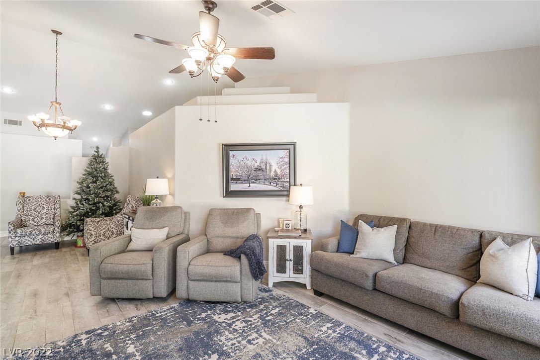 110 Rancho Maderas Way Henderson, NV 89002 - Photo 7 of 40 Gallery Image 7