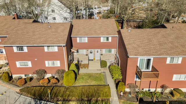 $299,000 | 65 Patricia Road, Unit N, Bridgeport, CT 06606