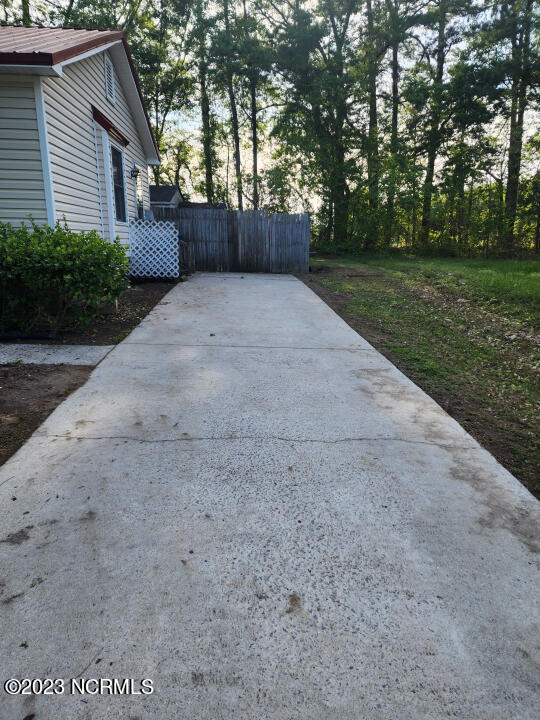 1604 Farm Gate Road Kinston, NC 28504 - Photo 15 of 25 14