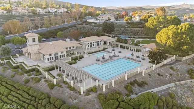 $699,990 | 12 Vía De La Valle, Lake Elsinore, CA 92532