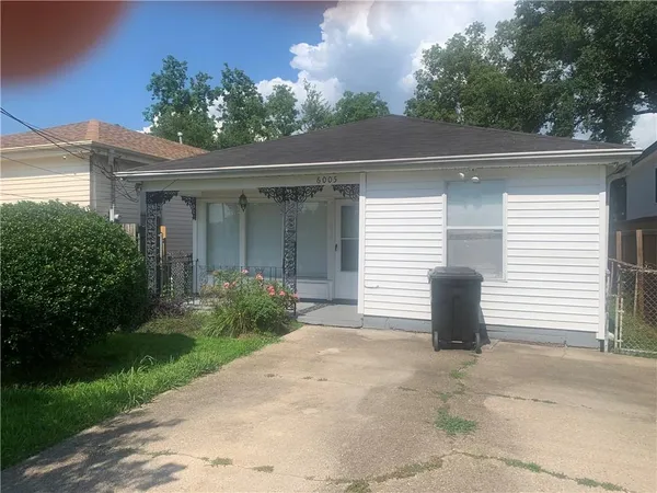 $1,850 | 6005 Franklin Avenue, New Orleans, LA 70122