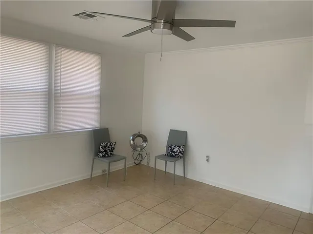 $1,950 | Undisclosed Address, New Orleans, LA 70122