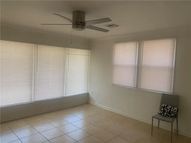 $1,950 | Undisclosed Address, New Orleans, LA 70122