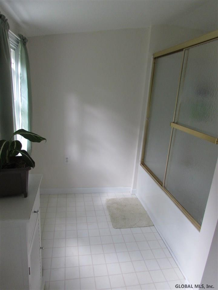 279 Van Wies Point Road Bethlehem, NY 12077 - Photo 18 of 25 Photo 18