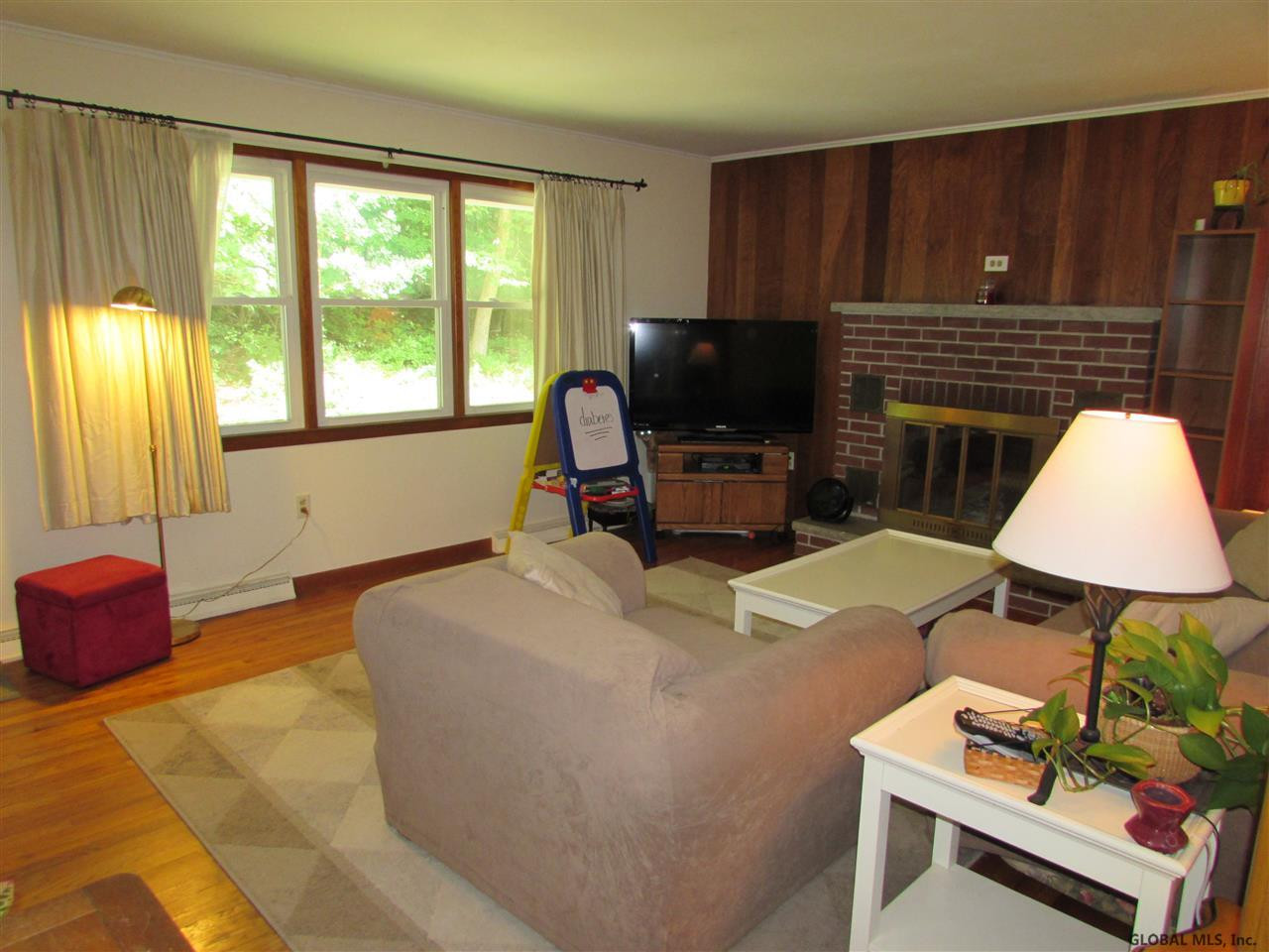 279 Van Wies Point Road Bethlehem, NY 12077 - Photo 9 of 25 Photo 9