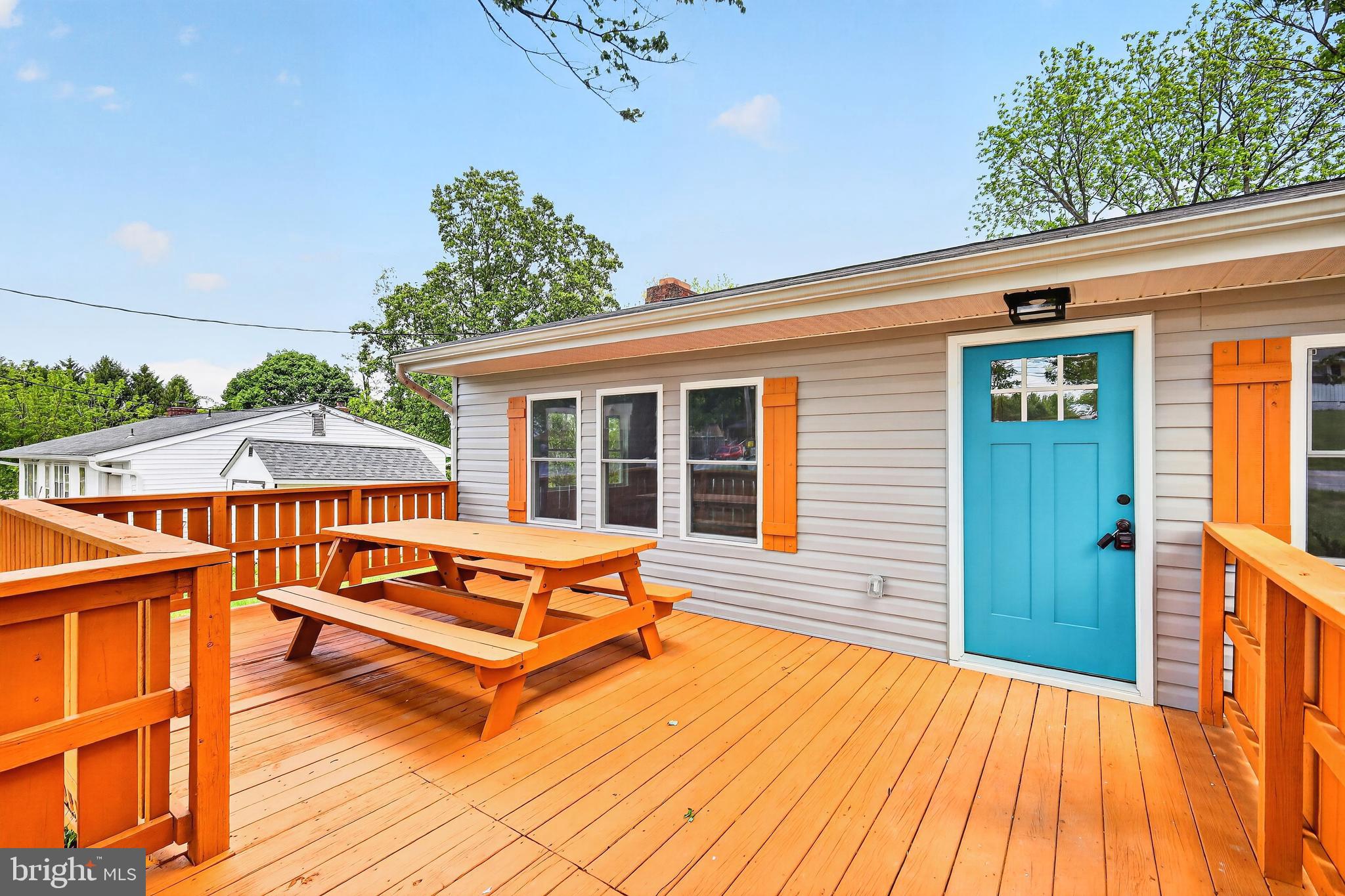 3615 Sykesville Road Westminster, MD 21157 - Photo 4 of 36