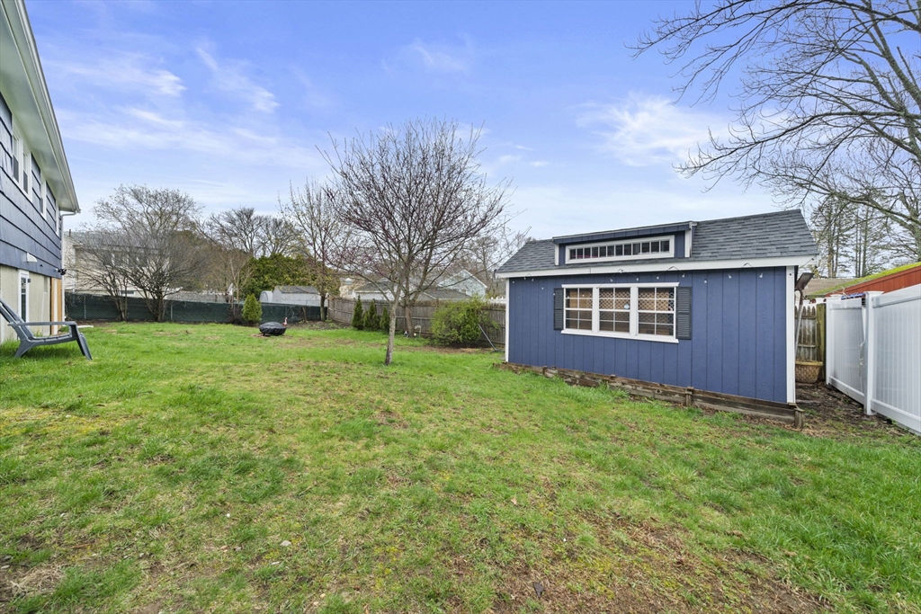 11 McAuliffe Road Randolph, MA 02368 - Photo 27 of 35