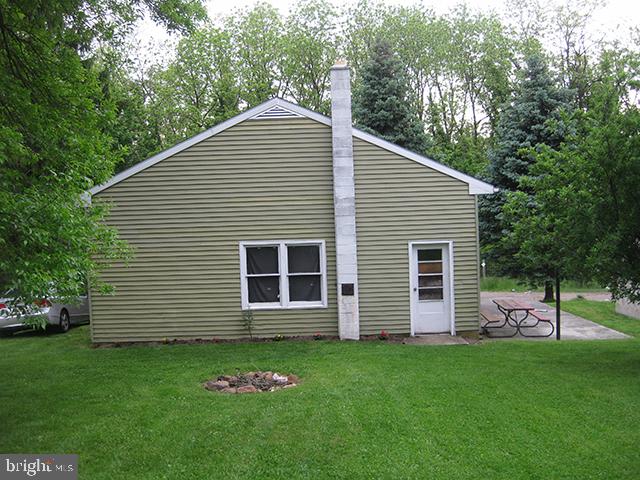 1301 Sandhill Road Lebanon, PA 17046 - Photo 3 of 22 Gallery Image 3