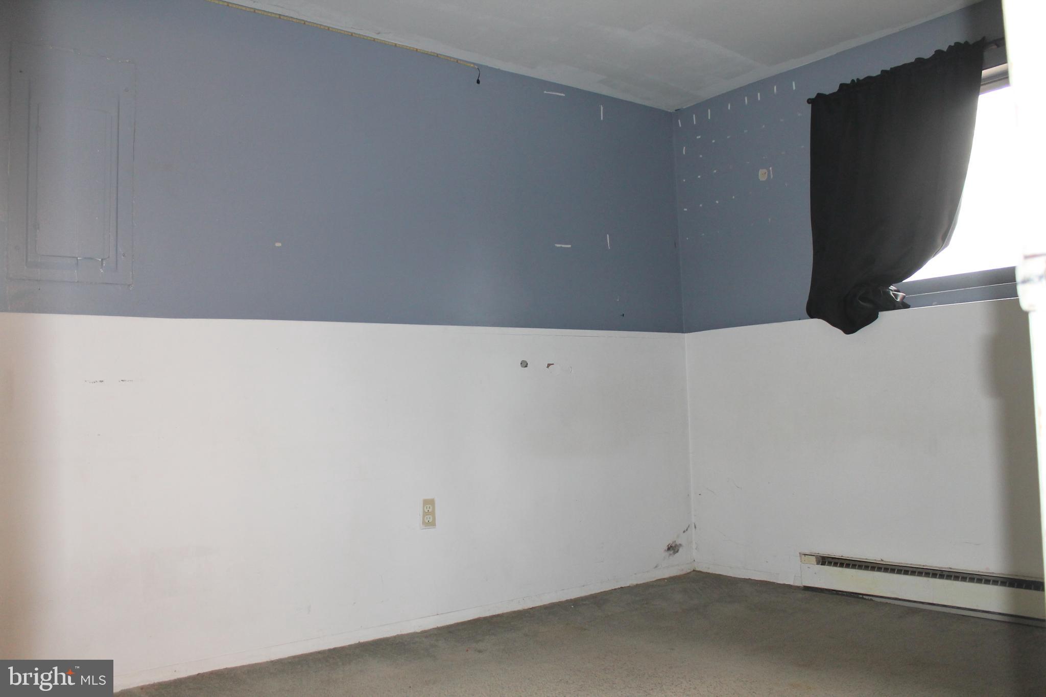 182 Warren Way Lancaster, PA 17601 - Photo 12 of 18 a view of an empty room