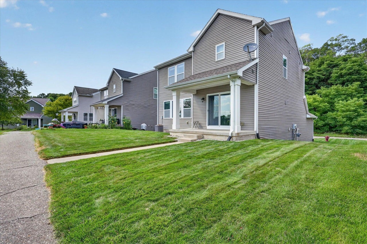 1314 Highland Hill Lowell, MI 49331 - Photo 39 of 45 Gallery Image 39