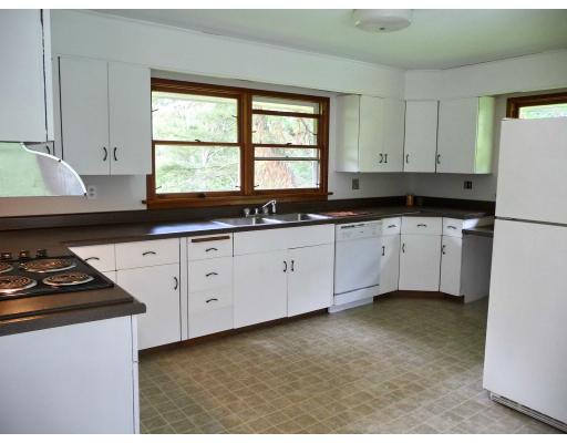 72 Wilker Road Ashburnham, MA 01430 - Photo 3 of 12