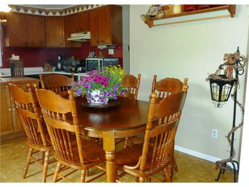 712 Hill Road Georgetown, PA 15043 - Photo 10 of 16 Dining Room.