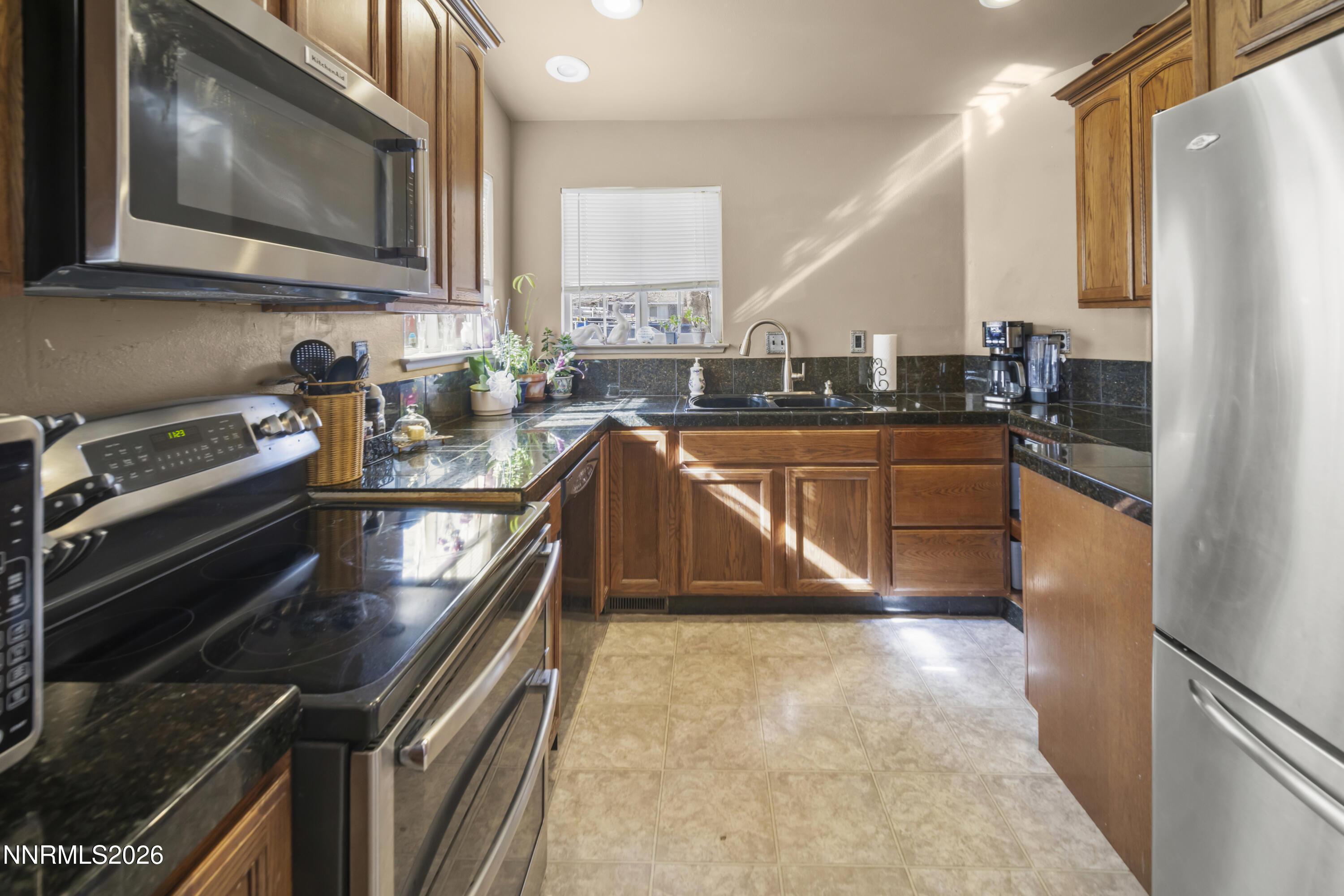 504 Summer Street Fernley, NV 89408 - Photo 3 of 5 _S1A6824