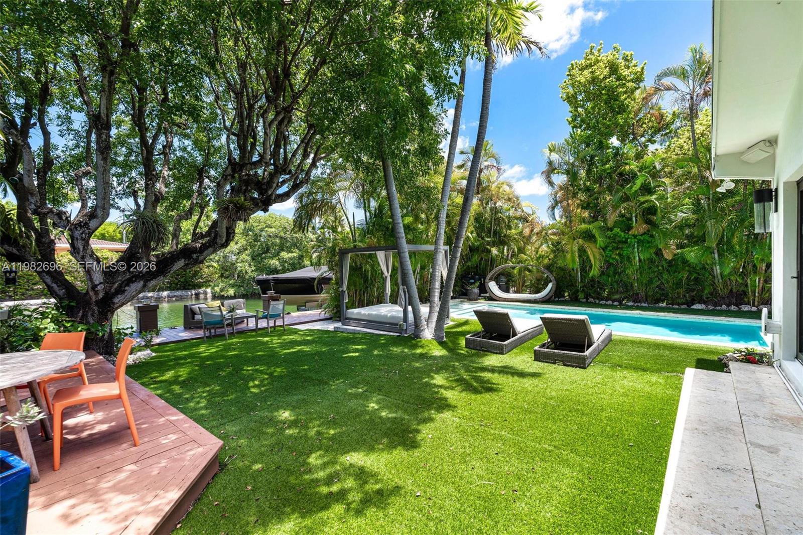 1865 Daytonia Road Miami Beach, FL 33141 - Photo 10 of 21