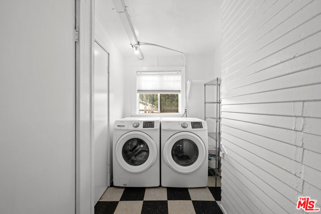 5515 Ruthelen Street Los Angeles, CA 90062 - Photo 8 of 10