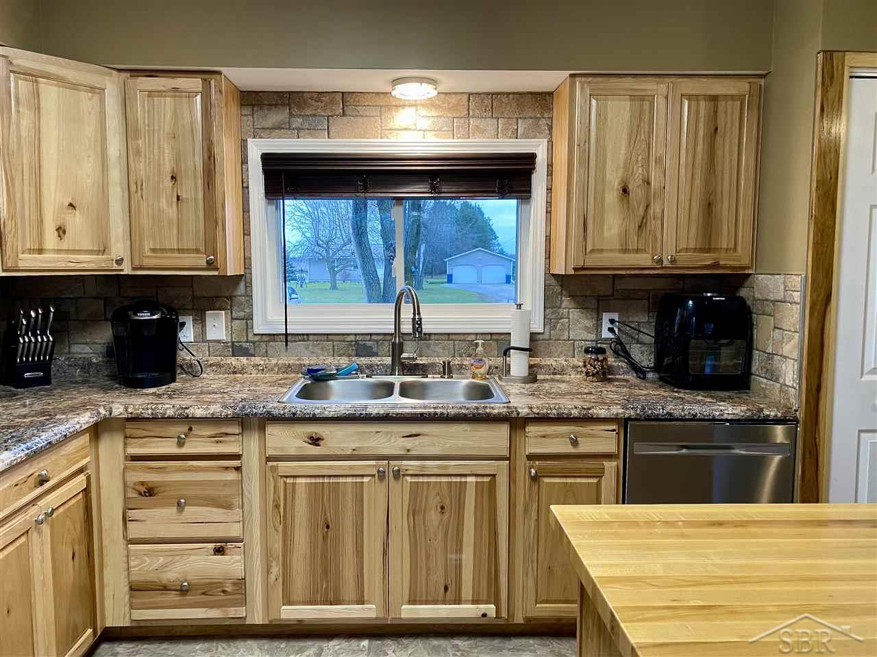 3143 South Poseyville Road Midland, MI 48640 - Photo 14 of 27