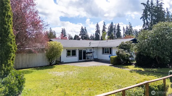 $469,995 | 12001 107th Ave Court East, Puyallup, WA 98374