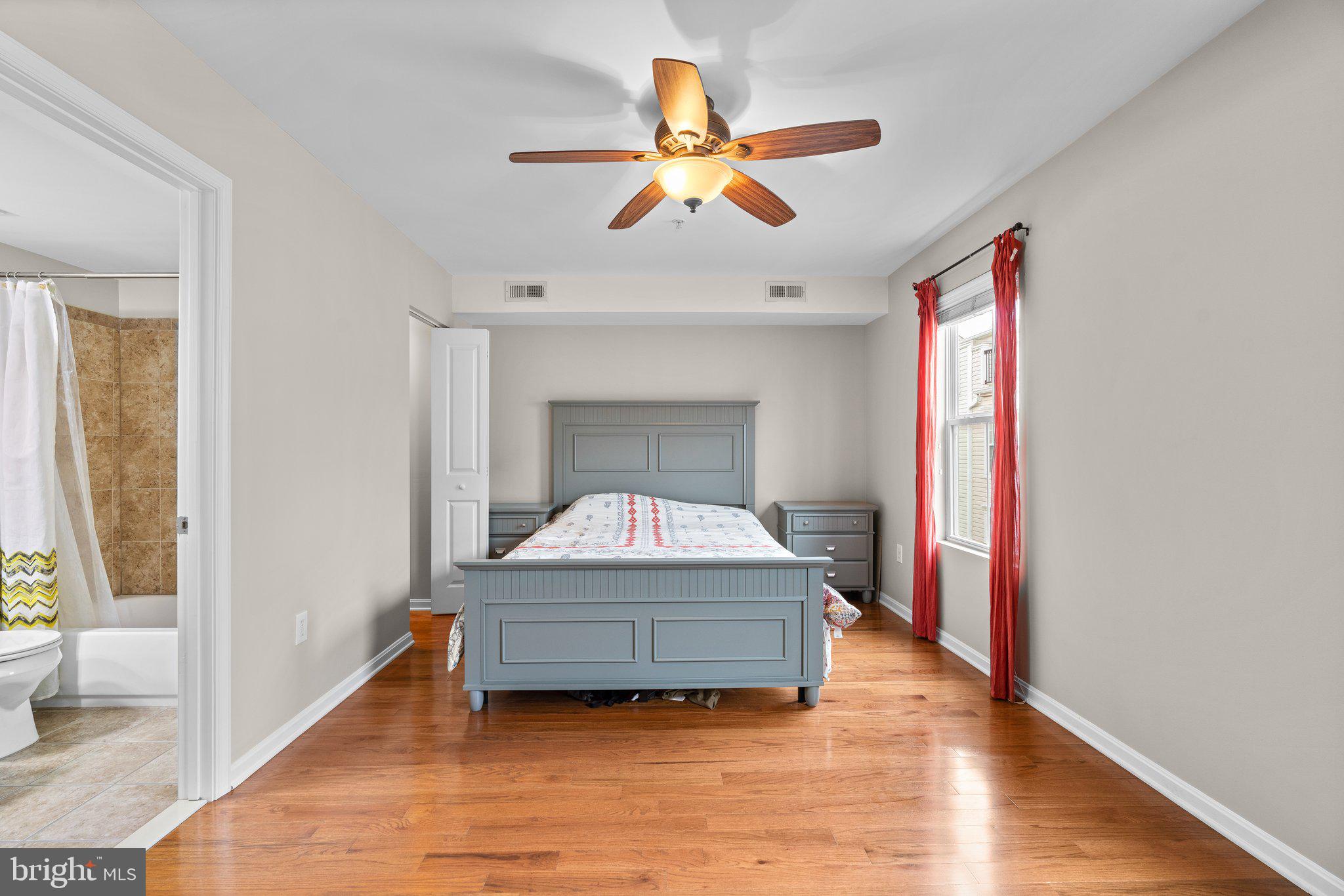 4642 Dillon Place Baltimore, MD 21224 - Photo 27 of 46 Bedroom 2