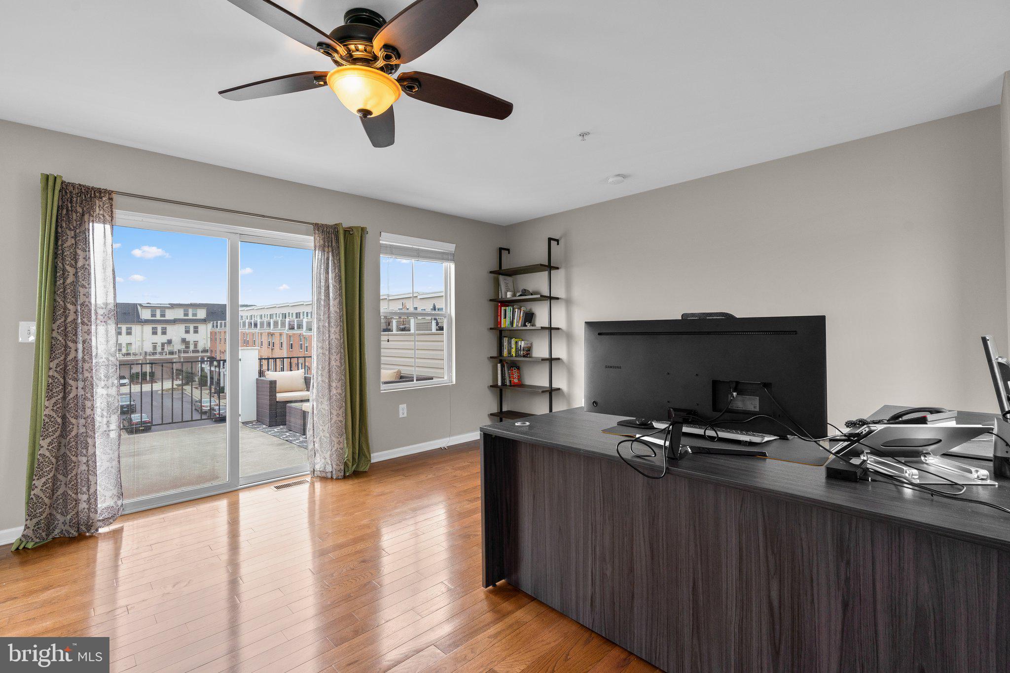 4642 Dillon Place Baltimore, MD 21224 - Photo 33 of 46 Loft