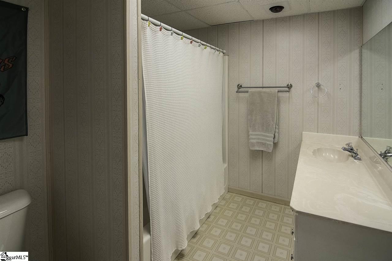 320 Airport Road Seneca, SC 29678 - Photo 14 of 26 Gallery Image 14