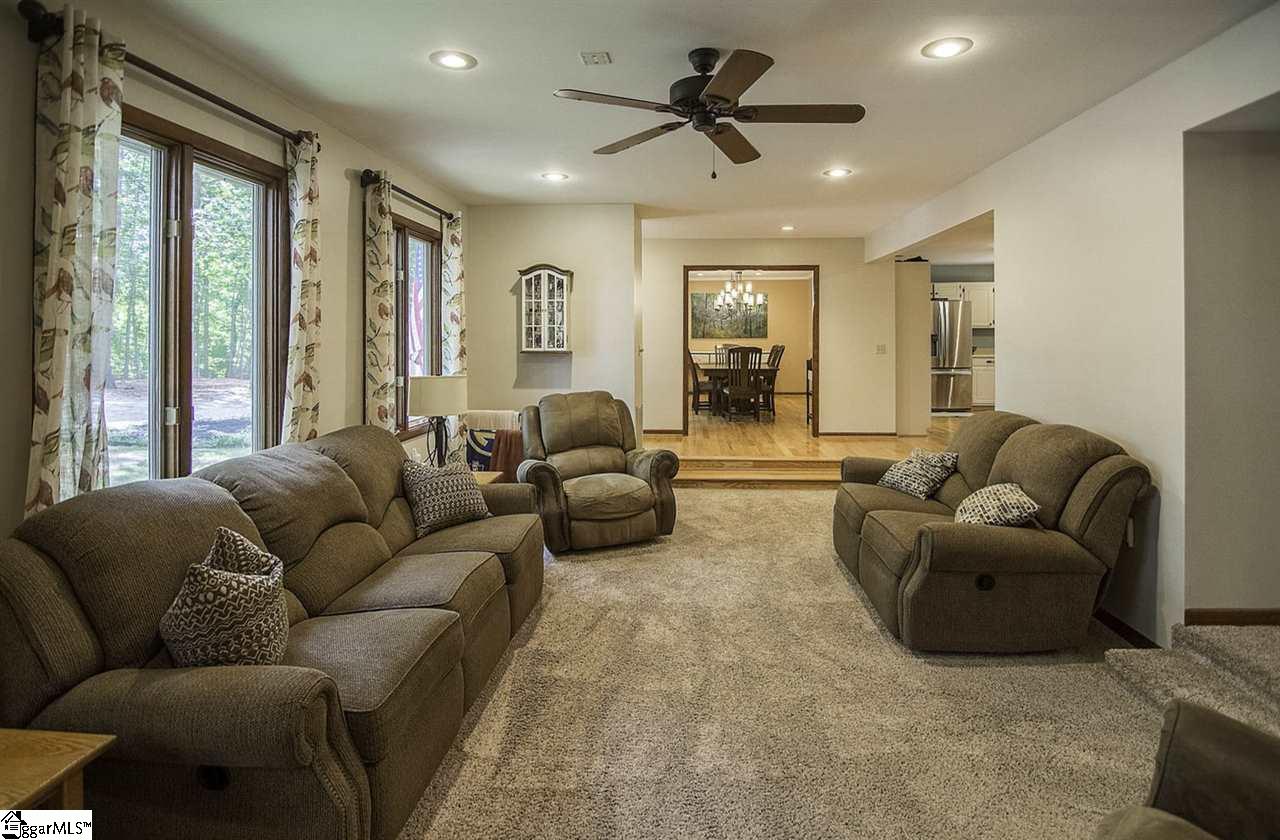 320 Airport Road Seneca, SC 29678 - Photo 3 of 26 Gallery Image 3
