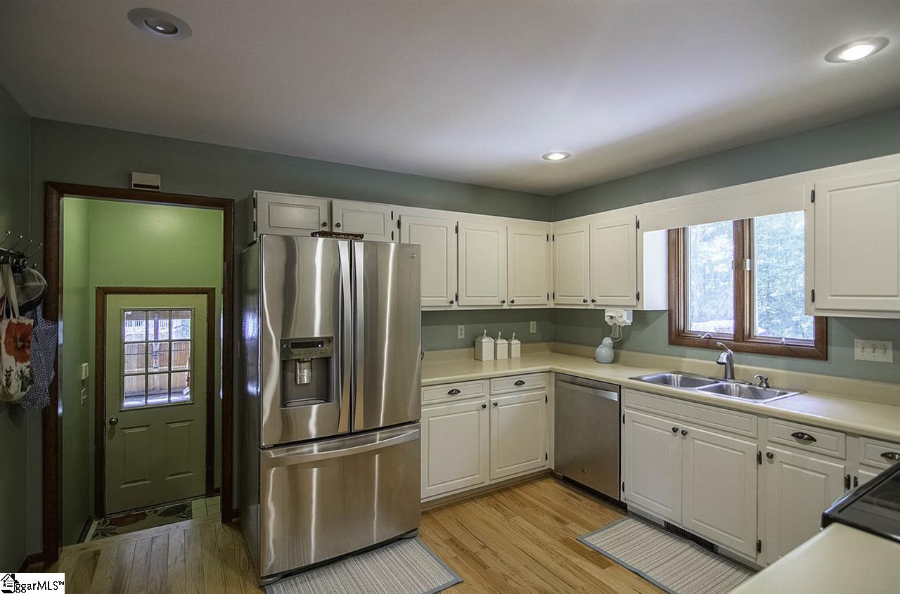 320 Airport Road Seneca, SC 29678 - Photo 6 of 26 Gallery Image 6