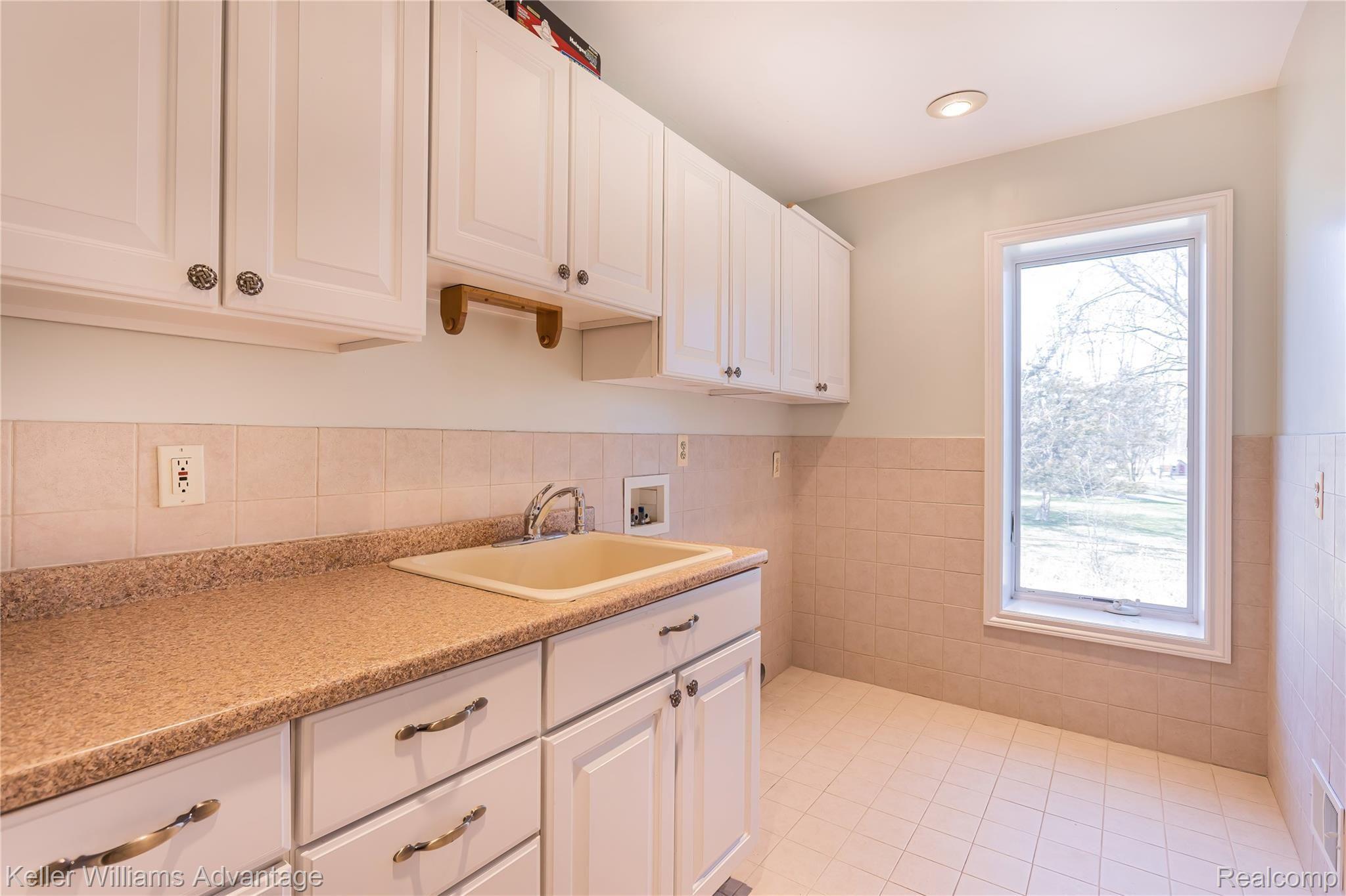 1007 North Lotz Road Canton, MI 48187 - Photo 25 of 61 DAVID _ CANTON FINAL-23.jpg