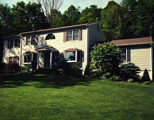 128 Chambers Road Danbury, CT 06811 - Photo 1 of 1 Gallery Image 1