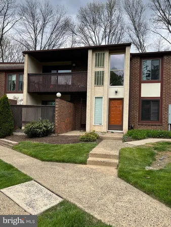 $2,300 | 3-4 Aspen Way, Unit 34, Doylestown, PA 18901