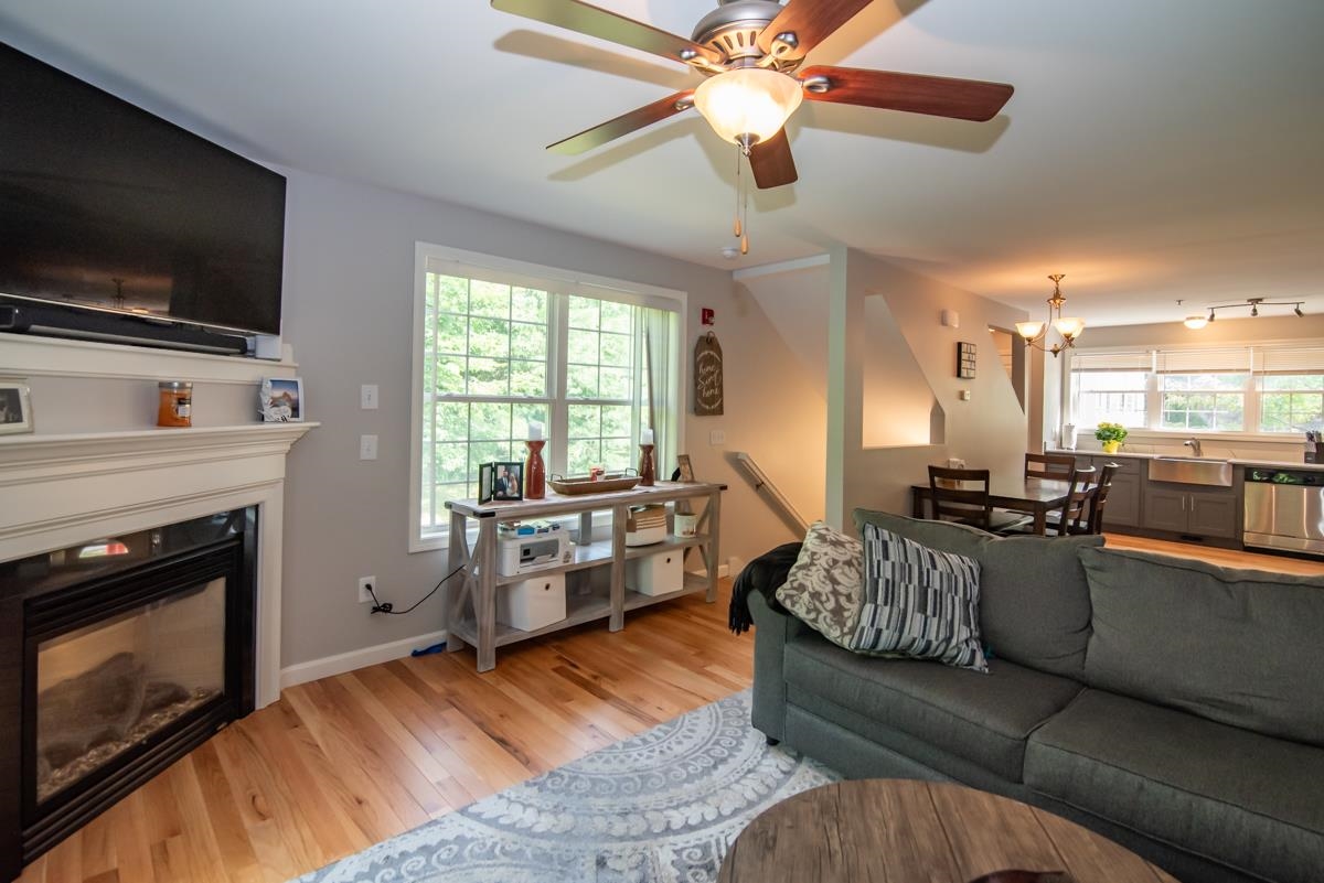 24 Dillon Way, Unit 13 Laconia, NH 03246 - Photo 5 of 26