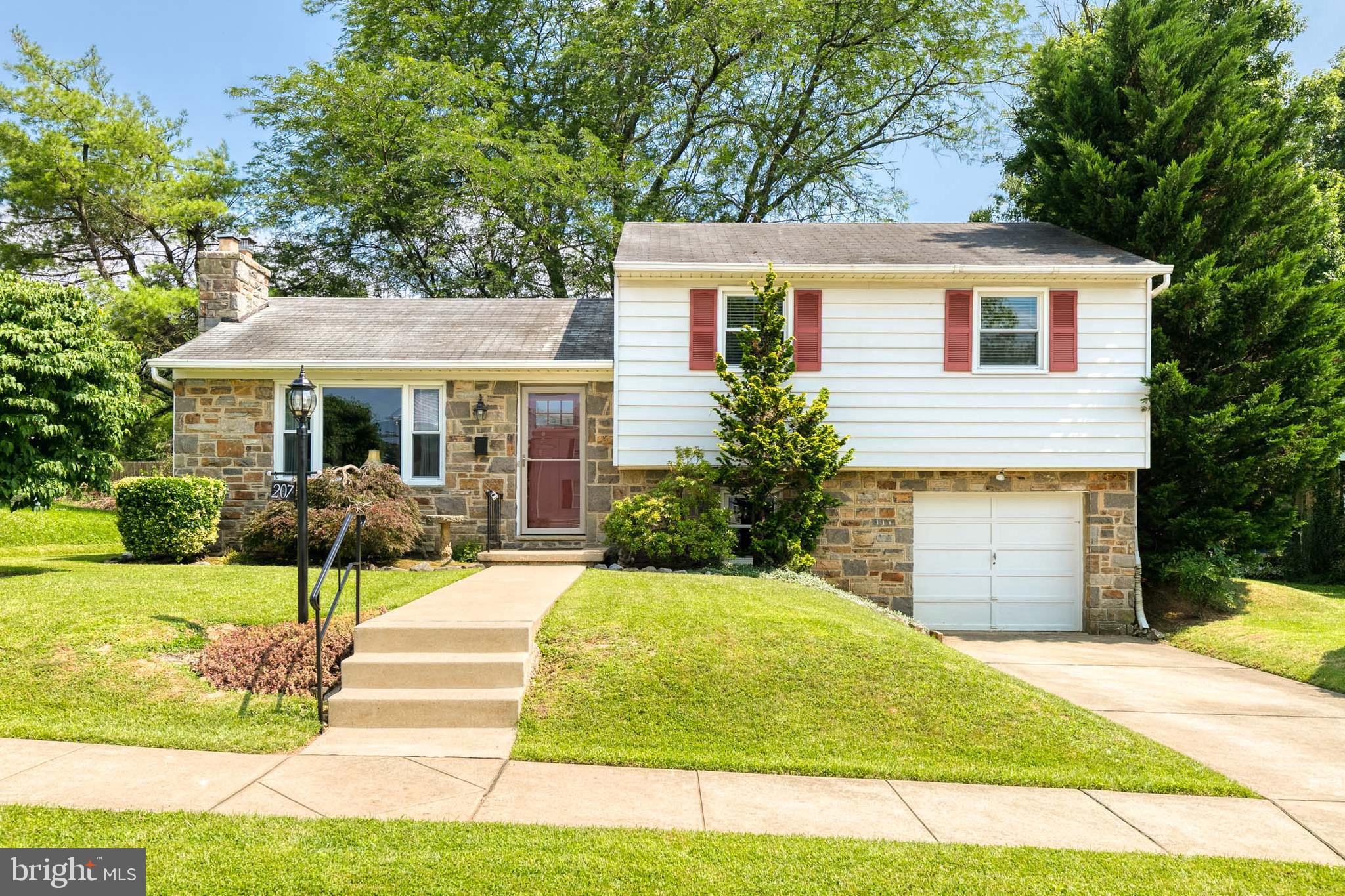 207 Garden Road Towson, MD 21286 - Photo 1 of 32 Gallery Image 1