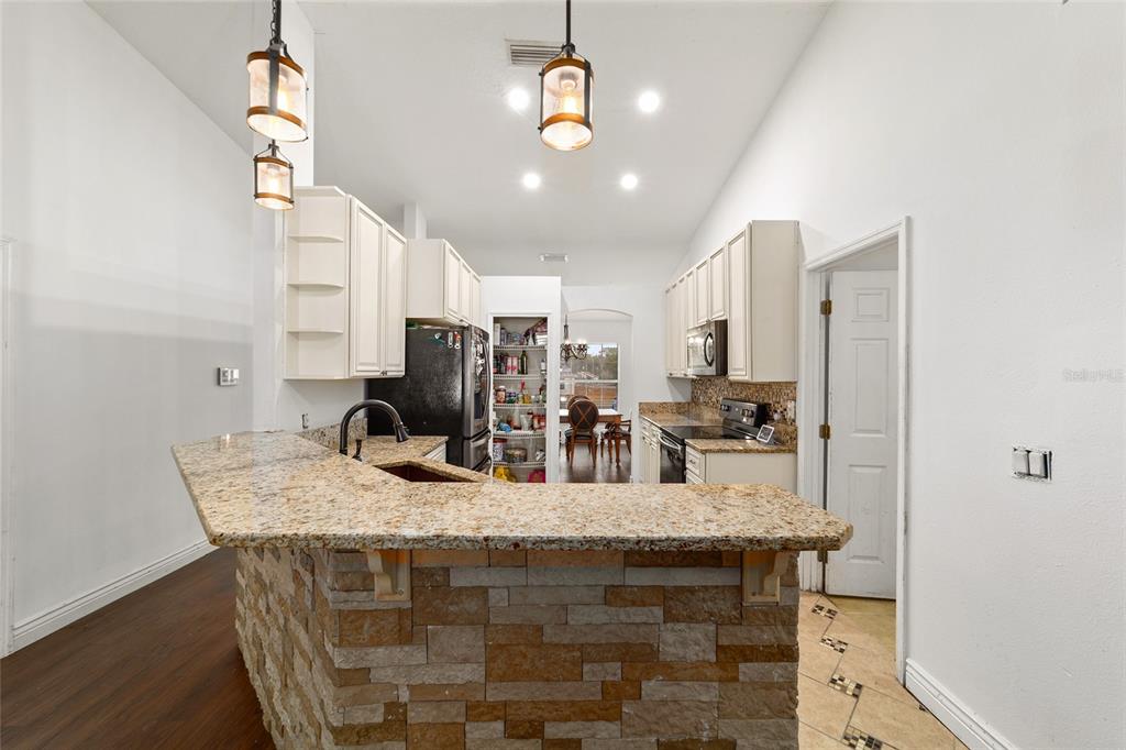 9545 Bahia Road Ocala, FL 34472 - Photo 20 of 38