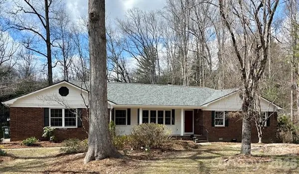 $2,700 | 201 Camellia Way, Hendersonville, NC 28739