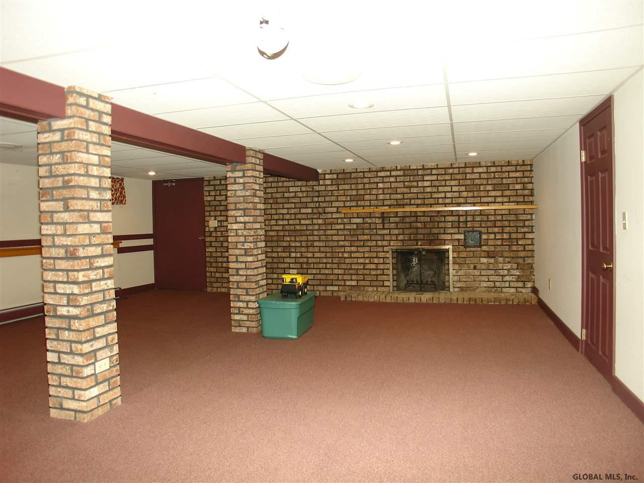 41 Guideboard Road Waterford, NY 12188 - Photo 14 of 17 Photo 14