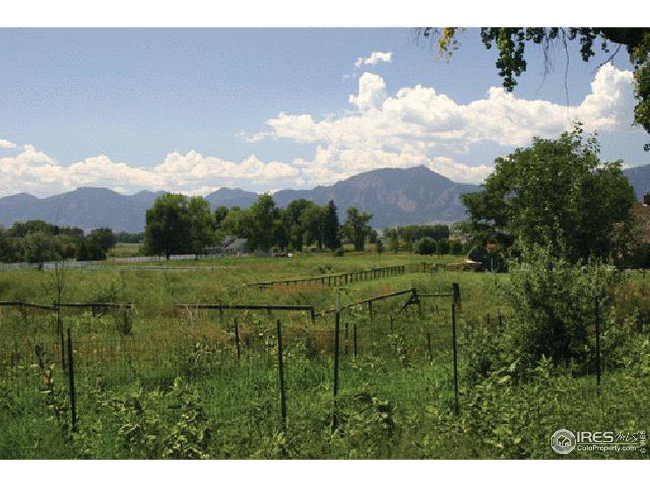 8328 Valmont Road Boulder, CO 80301 - Photo 6 of 9 a view of a city