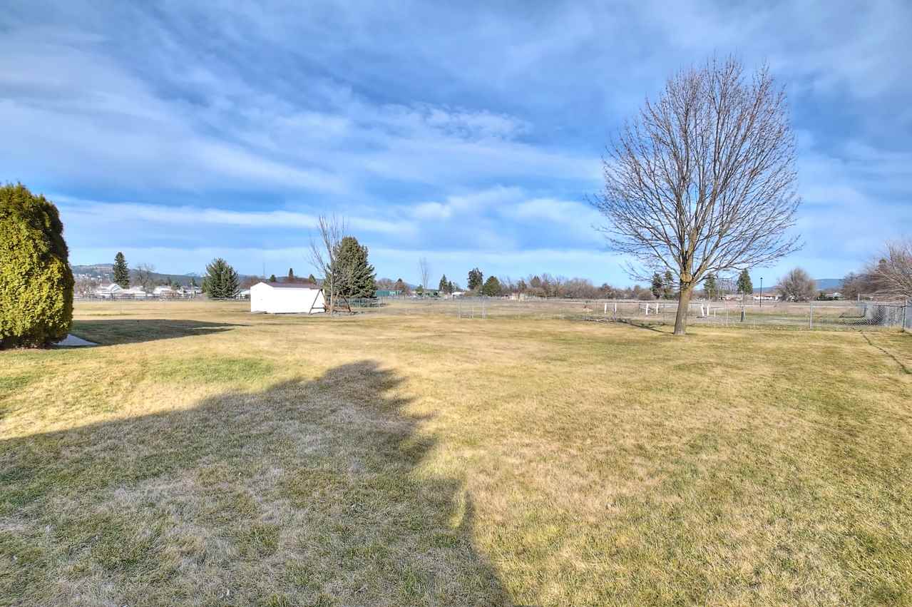 1714 North Long Road Spokane Valley, WA 99016 - Photo 18 of 20